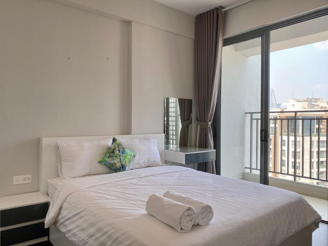 Yourhomes - River Gate Ho Chi Minh City Exterior photo